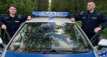 Na sygnale do szpitala. Policjanci pomogli ciężarnej, której została udzielona pomoc