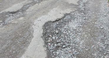 Przez lata zwlekało się z remontem ul. Siarczanej. Trzeba to zmienić!