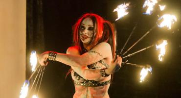 Dani Divine w GramOFF/ON 
